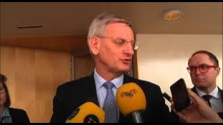 Här läxar Carl Bildt upp TV4 - reportern