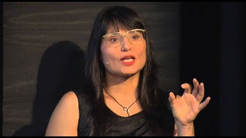 The beauty of 2nd skin | Sabine Seymour | TEDxTransmedia