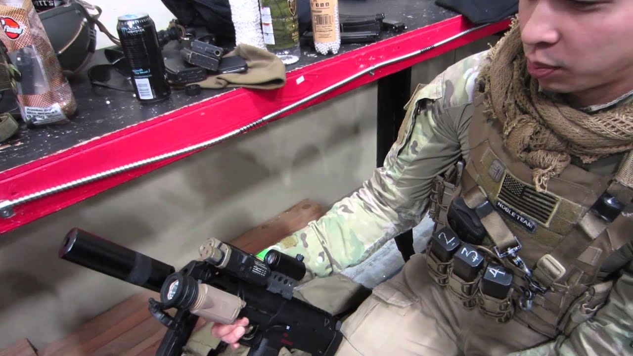 CQB CITY AIRSOFT ACTION December 9th 2012  (TM MP7 GBB SYSTEMA PTW KWA MP7)