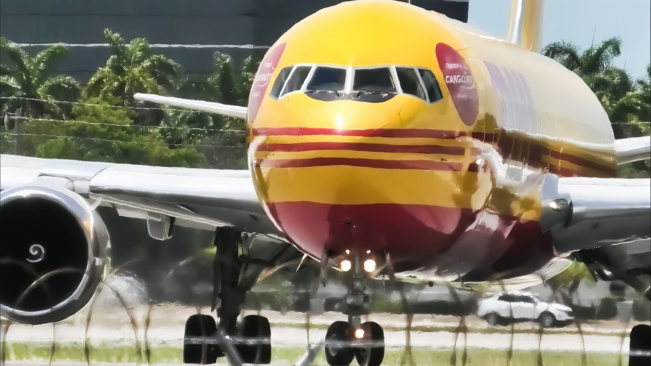 Iberia Airbus A330 landing in Miami 🇺🇸 | Airplane landings & takeoffs!