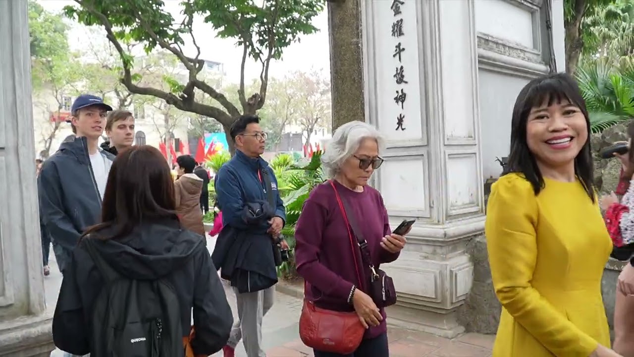 Tet 18 Fevrier 2026 Ho Hoan Kiem Hanoi Vietnam