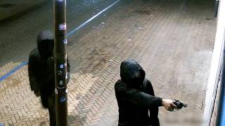 Overvaller laat gezicht zien als hij Rolex rooft in Dedemsvaart | Plaats Delict