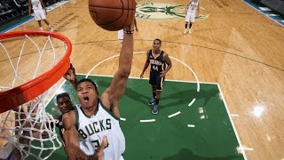 20 Point Night for Antetokounmpo in Bucks Win