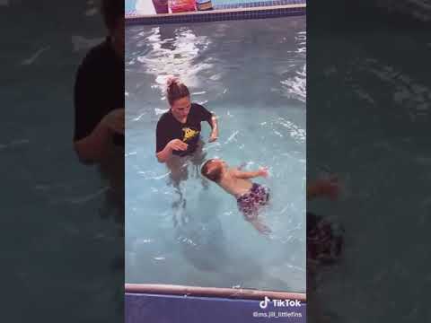 ام تغرق ابنها شاهد قبل الحذف