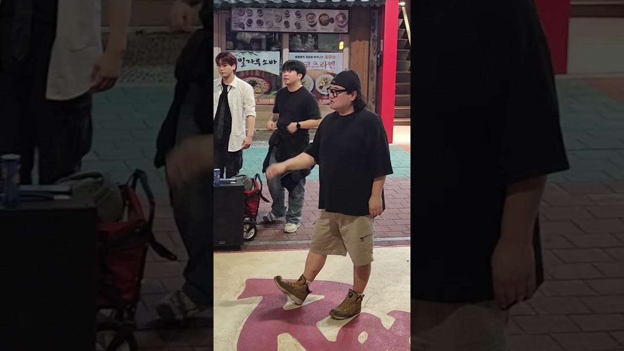 Kpop&JHKTV]Dada crew in hongdae kpopdanceSomething