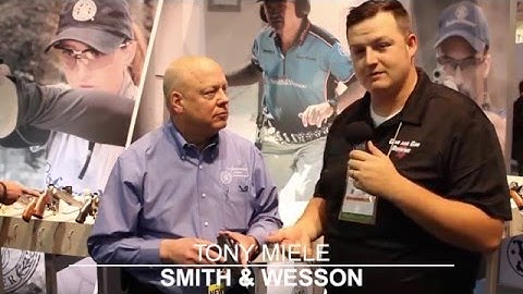 Smith & Wesson shows us the new Performance Center MP Shield!