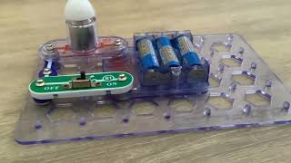 Snap Circuits Beginner - Project 2: Fan