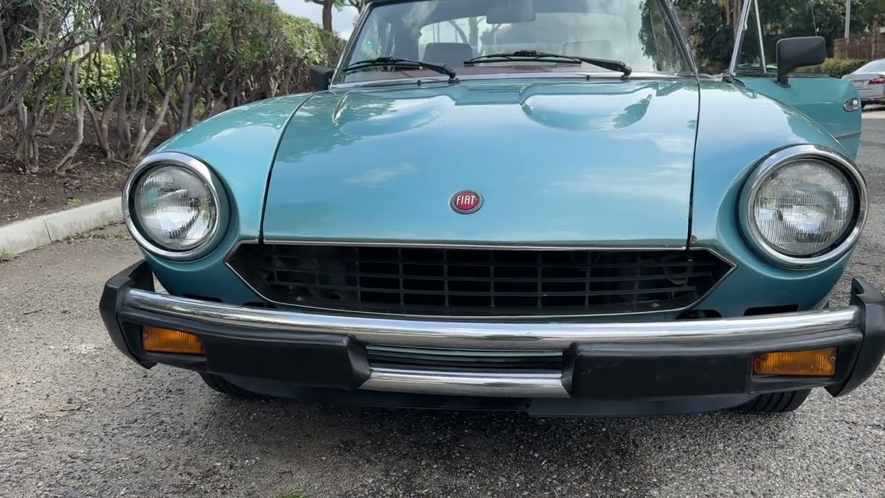 1981 FIAT 124 SPIDER 2000