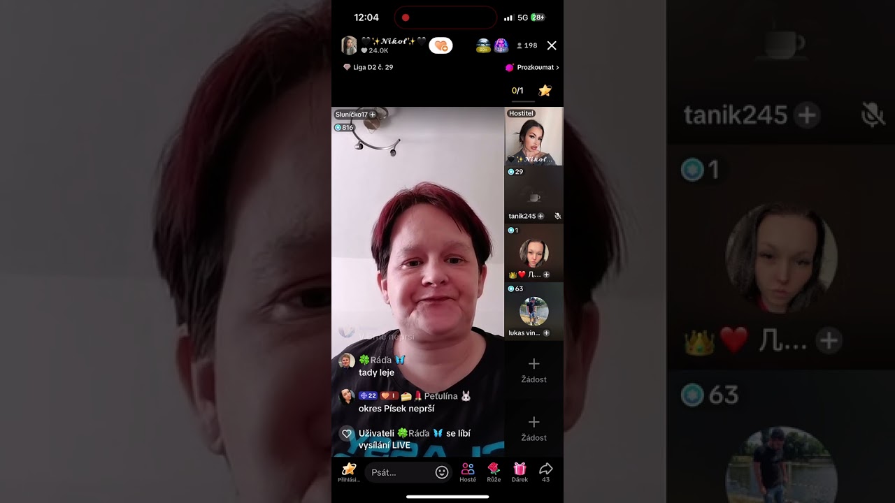 Lenka vyhrála JACKPOT 🎰 NA BEDNÁCH KUPUJE BYT +Evelinu #follow #tiktok