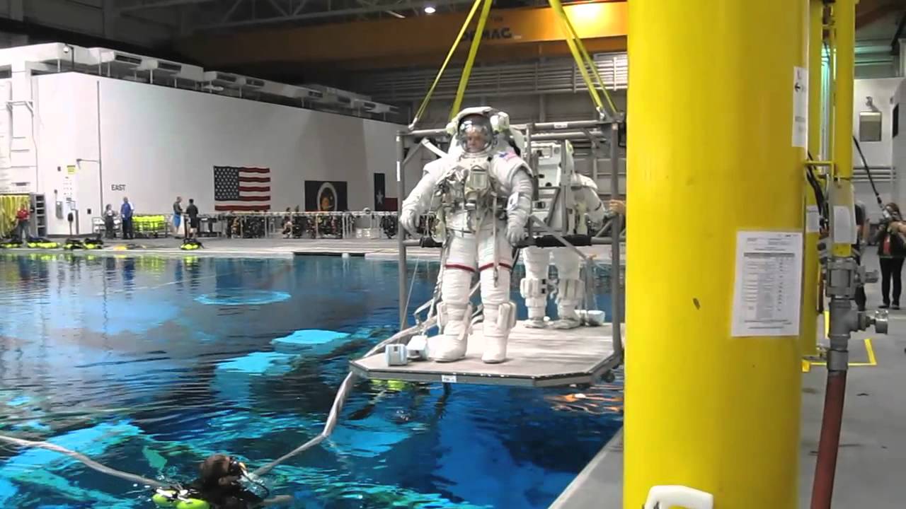 STS-135/ULF7 Final NBL Run