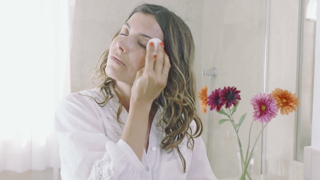 Aceite limpiador facial de Nezeni Cosmetics - Cómo aplicarlo