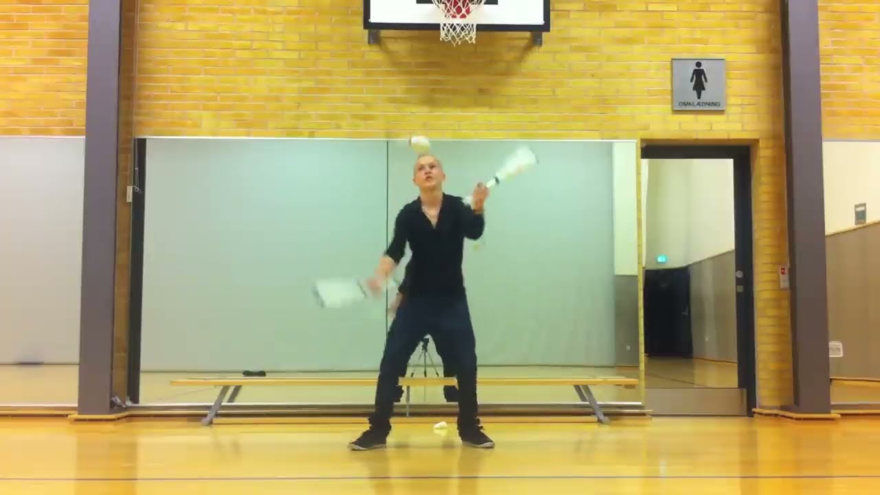Video till Dubstep + jonglering = dublering?