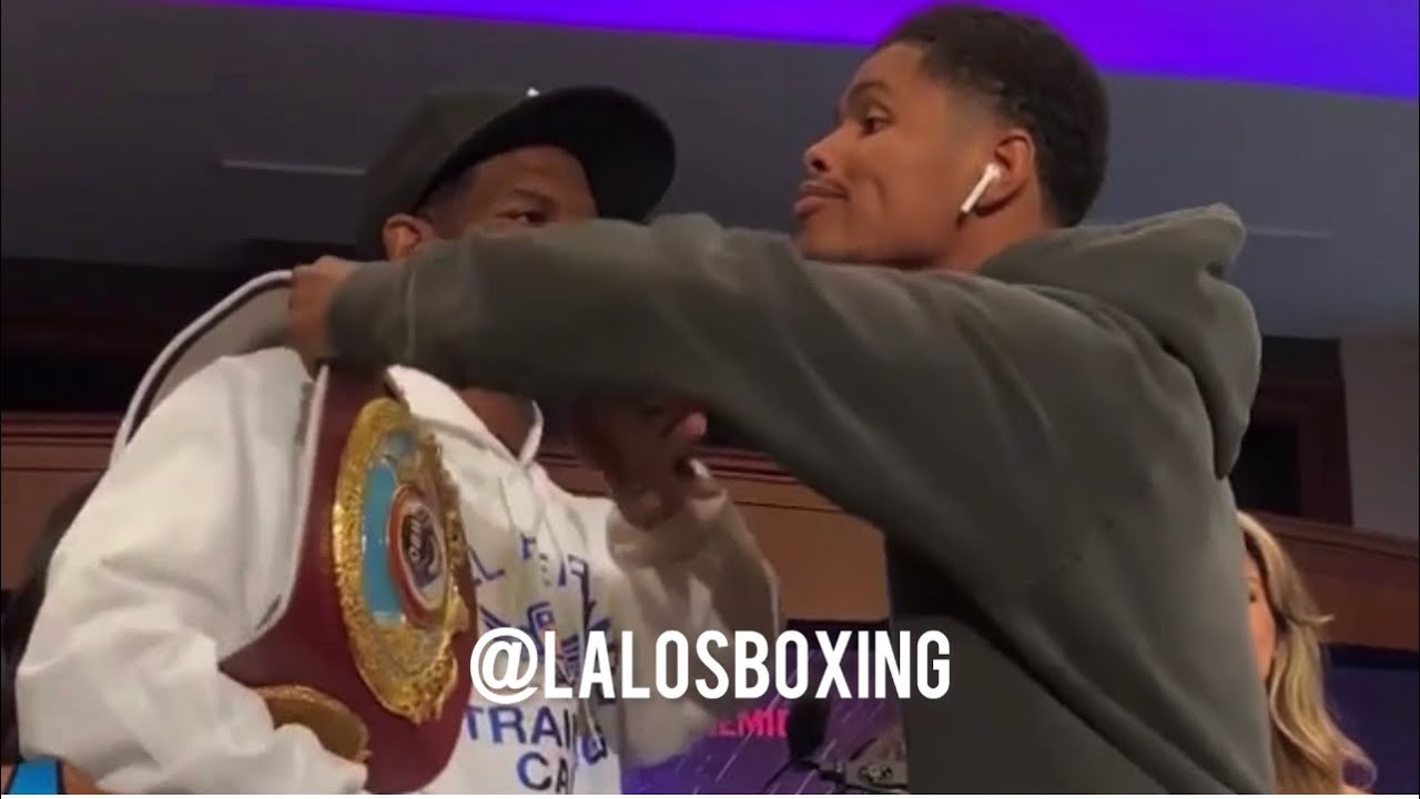 SHAKUR STEVENSON TRIES TO SNATCH JAMEL HERRING’S BELT AT THE FINAL PRESS CONFERENCE !! 👀