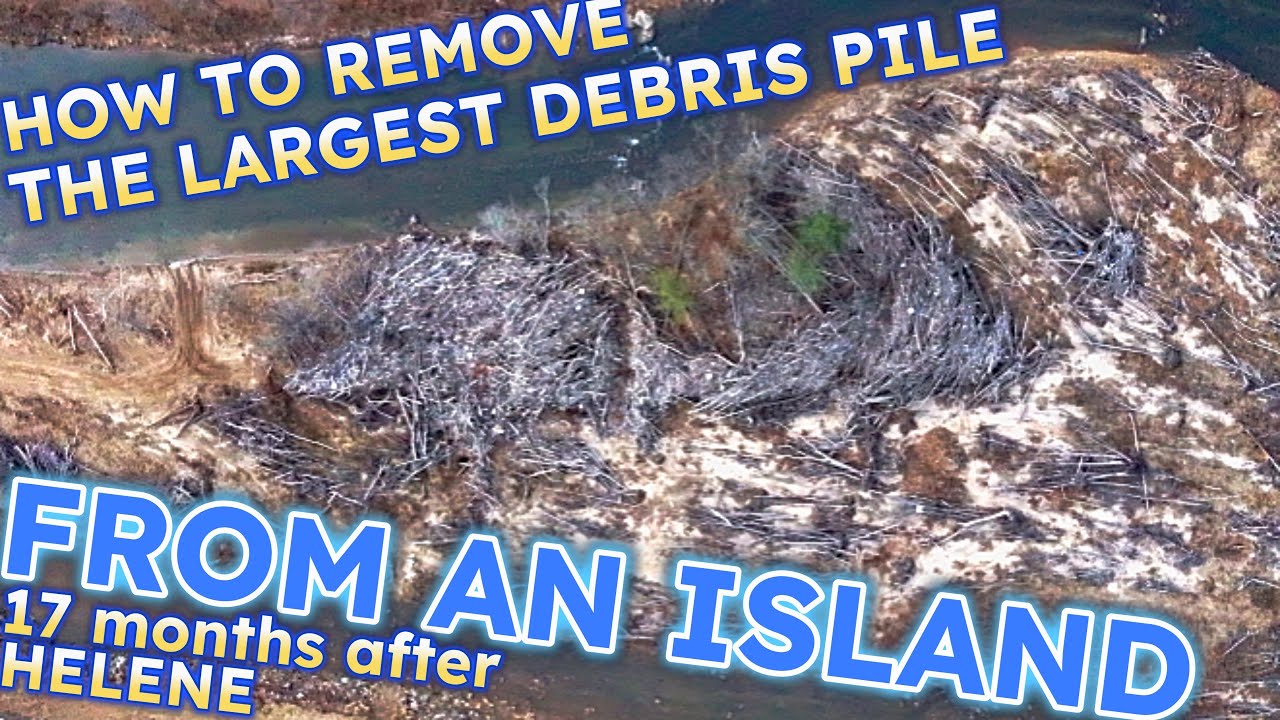 Ведется уборка крупнейшей после урагана 