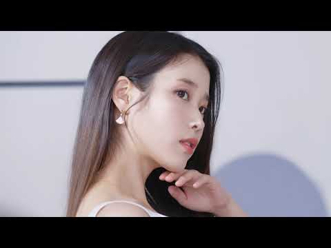 [CNP] 아이유가 매일 빼놓지 않고 사용하는, 프로폴리스 <strong>2STEP</strong> 전문케어