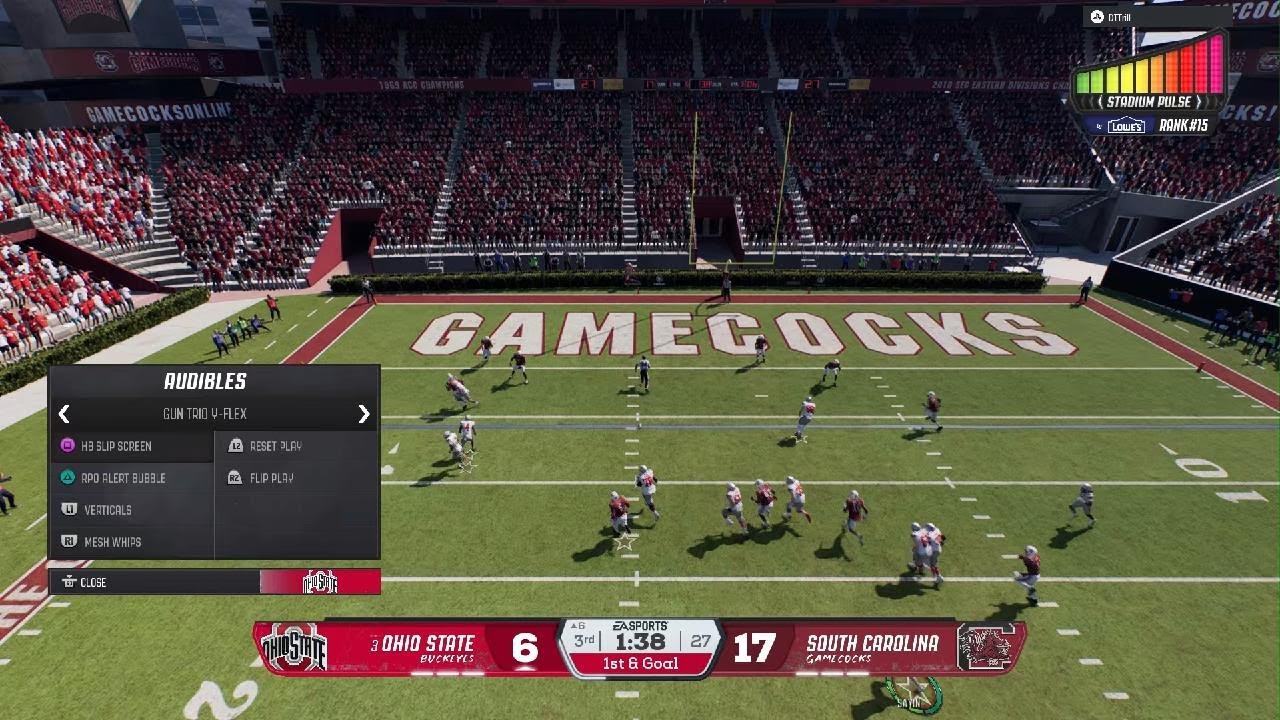 Carnel Tate kicked For Touchdown is crazy