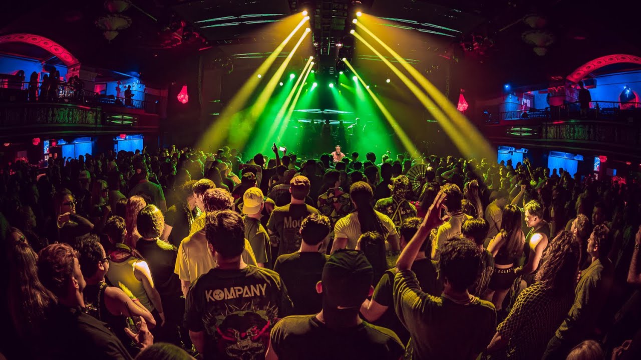 TOTALITY SESSIONS - WARM UP SET FOR RESTRICTED AT ROYALE BOSTON, MA