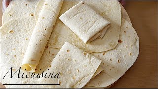 خبز التورتيلا  بأسهل طريقة ناجحة ورطب لذيذ لجميع أنواع السندويش/ easy homemade tortilla wraps screenshot 2