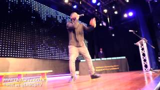 Davido performs Skelewu at Gladesmore Community School [@iam_Davido] | Link Up TV