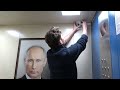 Putin Elevator Portrait Gets A Rise Out Of Riders