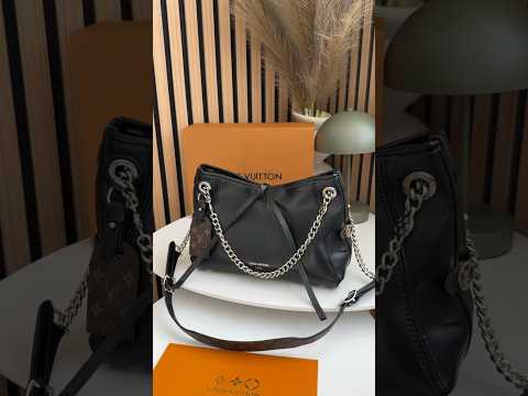 Брендовая женская сумка Louis Vuitton CarryAll Vibe BB Bag Black | Компактная повседневная сумка с удобной посадкой на плече, видео 1