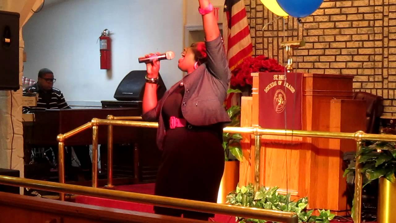 Danielle Kelley Sings At St. Paul