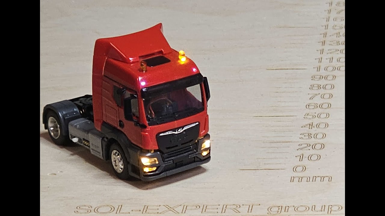 Beleuchtungseinbau am Sol-Expert Starterkit