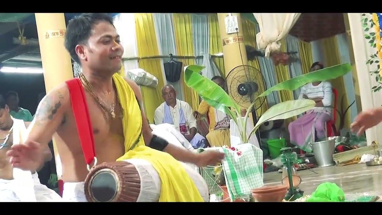 শারদীয়া দুর্গোৎসবে নবমি তিথি উপলক্ষে দেশি বিদেশি ঢাকোলা & ইসালপার কুমেই পালা আহান.. .পর্ব ২.