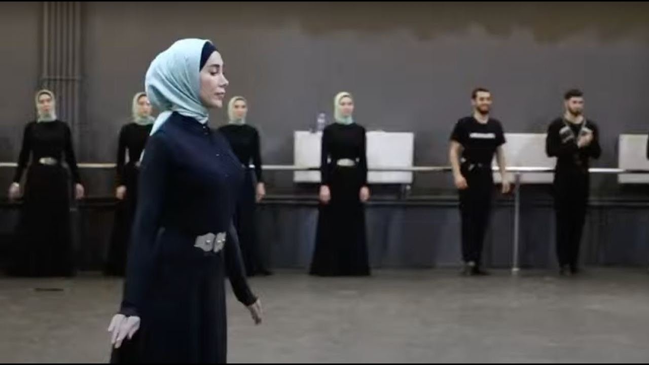 ЧЕЧЕНЦЫ ТАНЦУЮТ ХОНГА КАФТ Ансамбль "ВАЙНАХ" - YouTube
