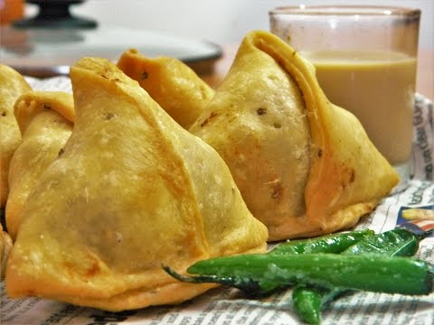 Aloo Samosa / Punjabi Samosa / Aalu Samosa Recipe -- By Food Connection