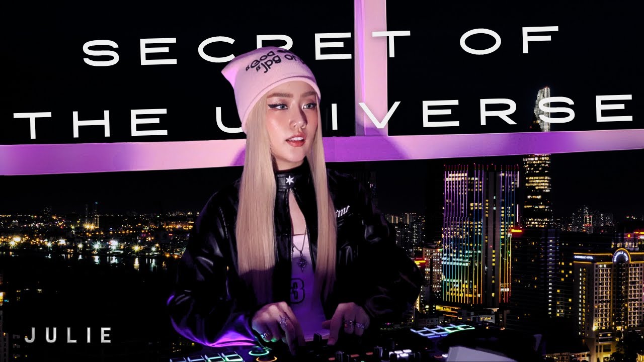 Julie - Secret of The Universe [Melodic Techno/ Progressive House DJ Mix]