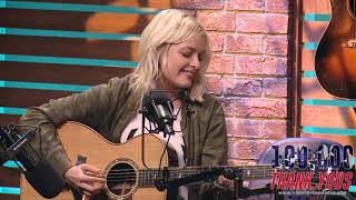 Savannah Keyes Performs "Hypocrite" Acoustic