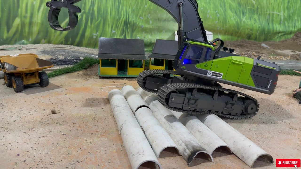 RC EXCAVATOR || I FOUND A NEW RC EXCAVATOR?! 😱🔥 MINI BUT SUPER COOL!