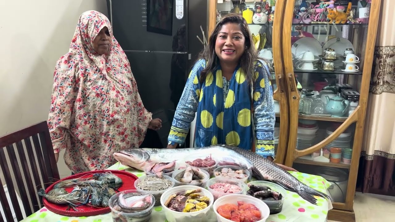 আল্লাহ আপনি আমাকে অনেক টাকা দেনযেন মা আমি  একটা ঘর করে দিতে পারিঅনেক ভালো খাওয়াতে পারি 