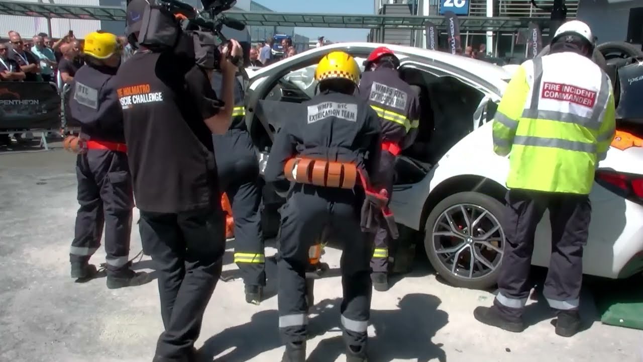 HOLMATRO RESCUE CHALLENGE 2022 RUN-OFF 15 West Midlands Fire Service - United Kingdom