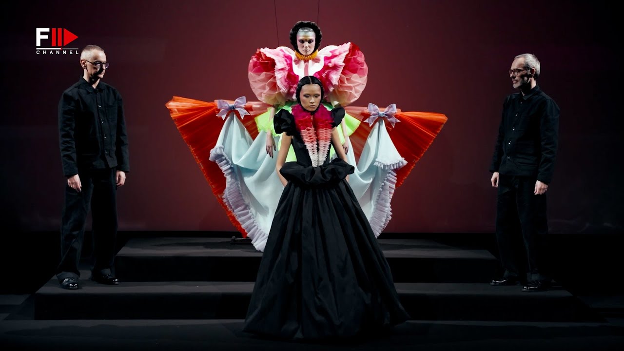 VIKTOR&ROLF Spring 2026 Paris - Fashion Channel