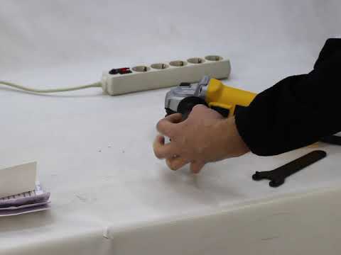 Распаковка и проверка угловой шлифмашины DeWalt DWE 4119