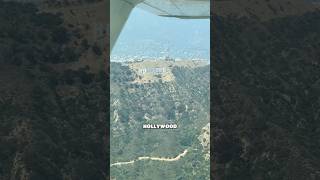 I look to the right and I see the Hollywood sign 🎬✨