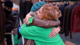 Zilch Surprising Strangers While Shopping