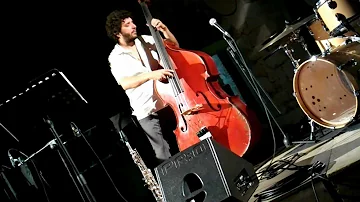 Omer Avital bass solo - Sabah al-khair (Good Morning) - Peperoncino Jazz Festival - Rossano - CS