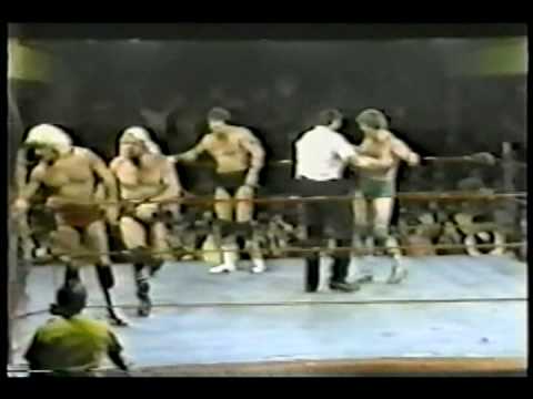 Roddy Piper & Billy Jack Hanes vs Ric Flair & Rip ...