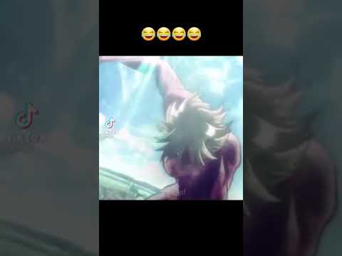 كل ما أريد أن ارى من بعيد امرآة عملاقة 