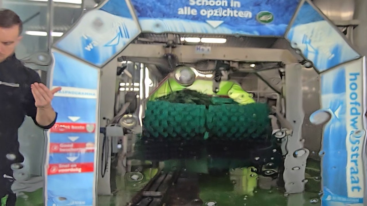 The Most Satisfying Car Wash in the Netherlands – Autoradam Almere