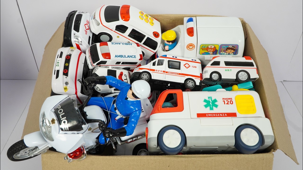 ユニークな救急車のミニカーが走る☆緊急走行テスト☆坂道走行｜ New Ambulance miniature car runs! Emergensy driving test