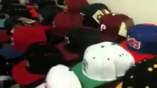what is a snapback hat