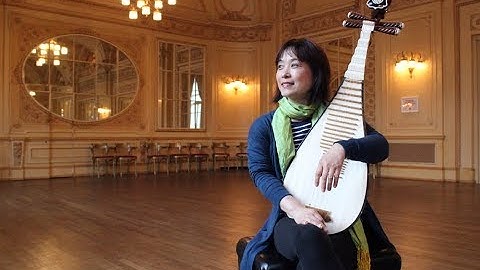 Watch Wu Man improvise on the pipa