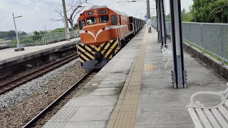 7801次 貨運列車 本務R155