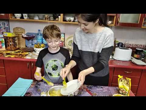 Video: Novogodišnji Sto 2015: Priprema Salate Sa škampima I Ananasom