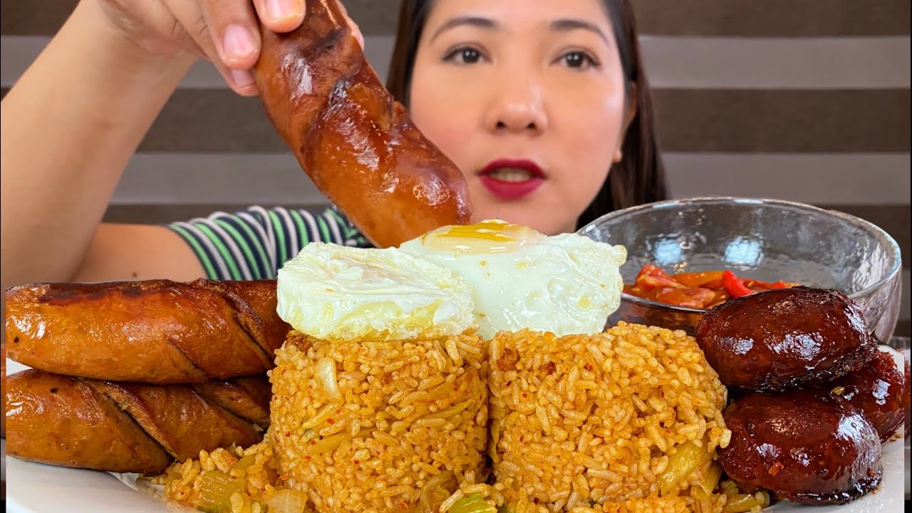 KIMCHI FRIED RICE, LONGGANISA AT SAUSAGE