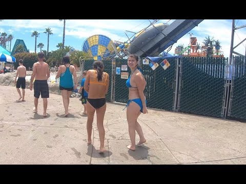 Video: Six Flags Hurricane Harbor Concord - Parque acuático de California